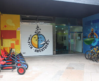 Kayak Almería Pita Aventura - Agencia senderismo en Almería