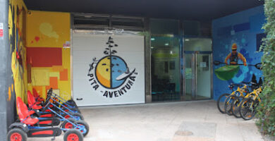 Kayak Almería Pita Aventura - Agencia senderismo en Almería