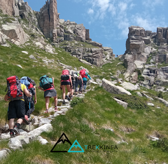 Trekkinea Agencia de Trekking y Montaña - Agencia senderismo en Gijón