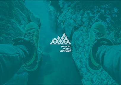 Turismo Activo Granada - Grupo senderismo en Granada